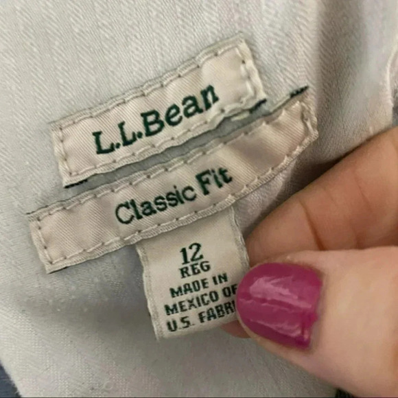 L.L. Bean classic fit 12 jean shirt with pockets - Picture 6 of 6